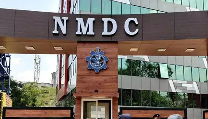 NMDC Jobs: ఎన్ఎండీసీలో 153 జూనియర్ ఆఫీసర్ ఉద్యోగాలు.. అర్హతలు, విభాగాల వారీగా ఖాళీల వివరాలివే