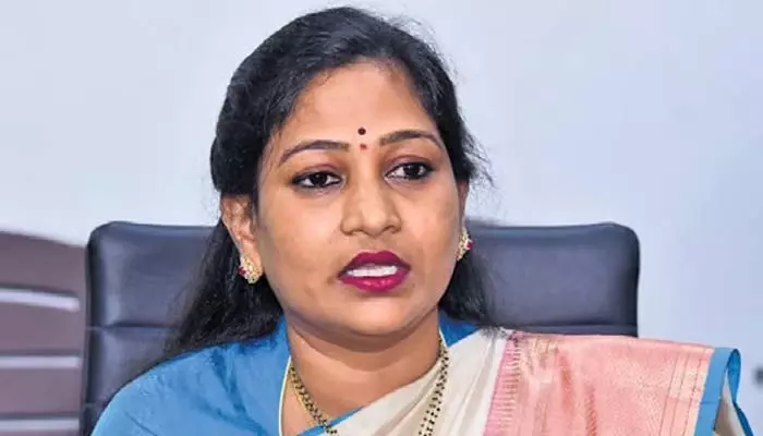 Home Minister Anitha: మాకు నీతులు చెప్పే స్థాయి నీకు లేదు.. జగన్‌పై హోంమంత్రి అనిత ఫైర్