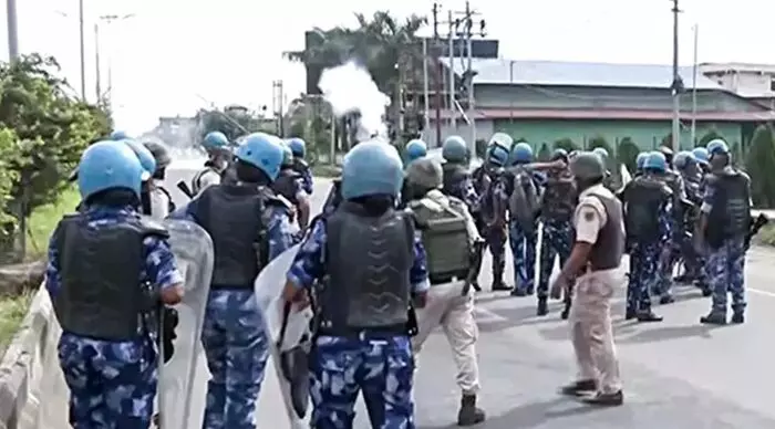 Manipur Tension: మణిపూర్ లో ఉద్రిక్తతలు.. చురాచంద్ పూర్ లో నిషేధాజ్ఞలు