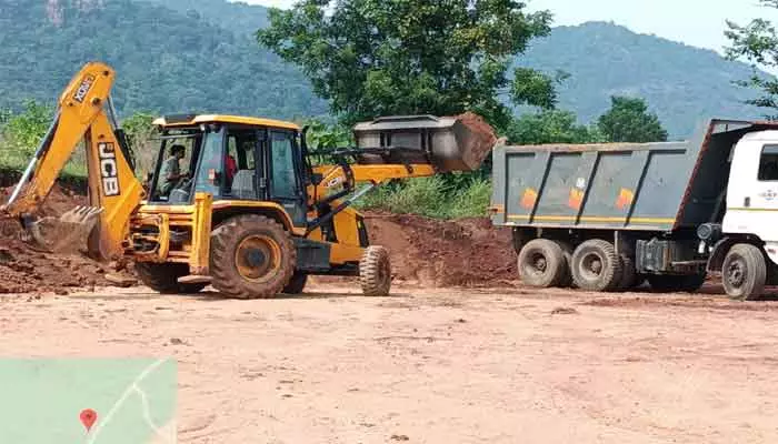 ఎటువంటి అనుమతి లేకుండా… యథేచ్ఛగా మట్టి తోలకాలు