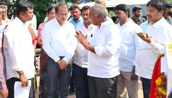 నిరుద్యోగ సమస్యను పరిష్కరిస్తా