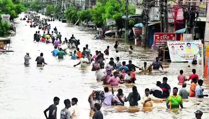 వరద బాధితులకు గుడ్ న్యూస్.. మరో రూ.2.5 కోట్లు విడుదల