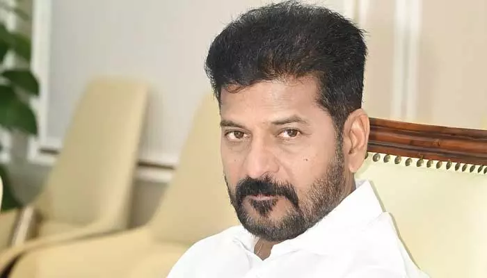 Congress Leader: సీఎం రేవంత్‌ను జైల్లోనే చంపాలని చూశారు.. కాంగ్రెస్ నేత సంచలన వ్యాఖ్యలు