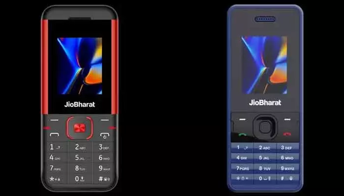 Jio Bharat 4G: కస్టమర్లకు రిలయన్స్ జియో బంపర్ ఆఫర్.. రూ. 699కే 4జీ ఫోన్..!