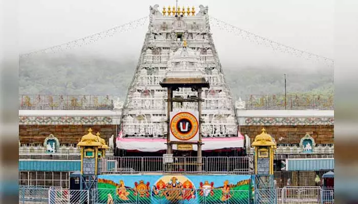 Tirumala Samacharam: తిరుమలలో పెరుగుతోన్న భక్తుల రద్దీ.. శ్రీవారి దర్శనానికి ఎంత సమయం పడుతోందంటే?