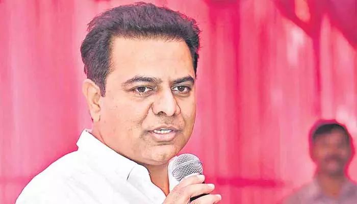 KTR: చీకటిని చూస్తేనే వెలుగు విలువ తెలుస్తది.. ప్రభుత్వంపై మాజీ మంత్రి కేటీఆర్ సెటైర్లు