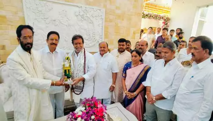 Minister : హార్టికల్చర్ సర్వీసెస్ సెంటర్ ను ప్రారంభించిన మంత్రి