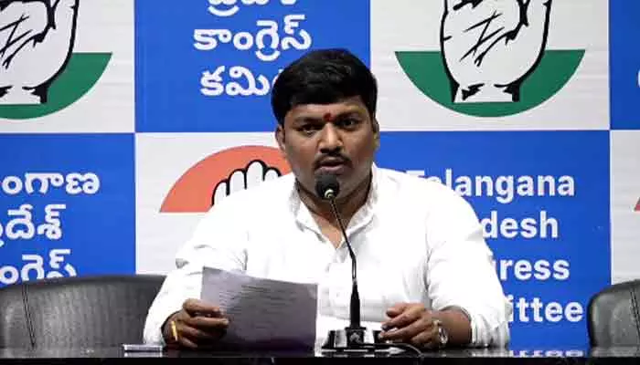 Congress: సీంపై చేసిన వ్యాఖ్యలకు హరీష్ రావుపై ఫిర్యాదు.. మెట్టు సాయికుమార్