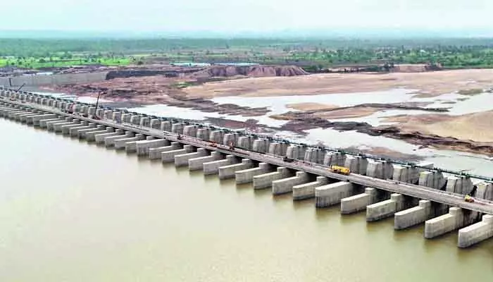 Kaleshwaram: కాళేశ్వరంపై విజిలెన్స్ రిపోర్ట్.. అడుగడుగునా నిర్లక్ష్యమే