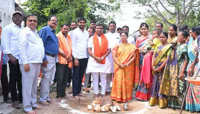 MLA Dhanpal Suryanarayana : అభివృద్ధి పనుల్లో నాణ్యత లోపించొద్దు