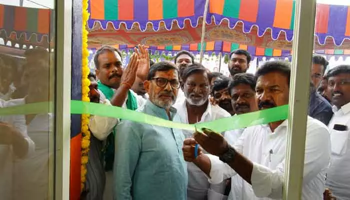 Manakondur MLA : సింగిల్ విండోలు బలోపేతమైతేనే రైతులకు మేలు..