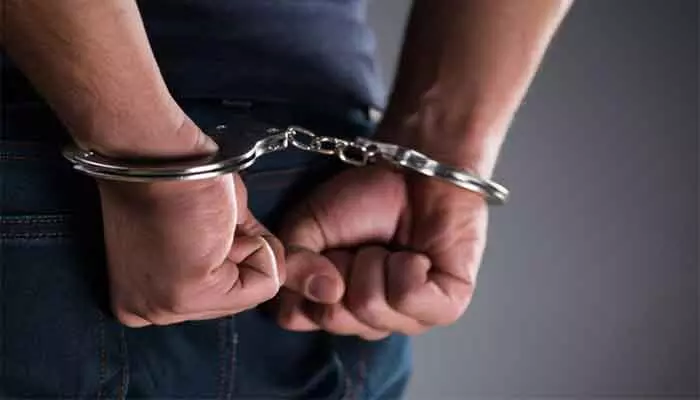 Arrested : మోమోస్ తిని మహిళ మృతి చెందిన కేసులో  6గురు అరెస్ట్