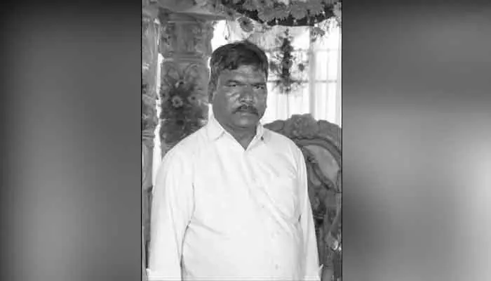 suicide : ఆర్థిక ఇబ్బందులతో చెరువులో దూకి వ్యక్తి ఆత్మహత్య