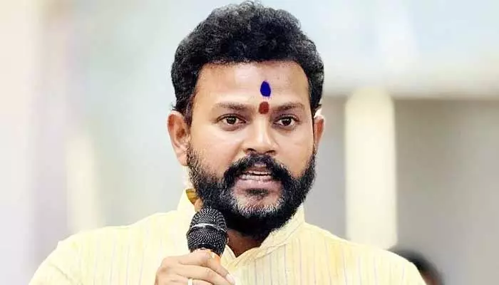 Rammohan Naidu: కూటమి ప్రభుత్వంలో ఆంక్షలు ఉండవు.. కేంద్ర మంత్రి రామ్మోహన్ నాయుడు ఆసక్తికర వ్యాఖ్యలు