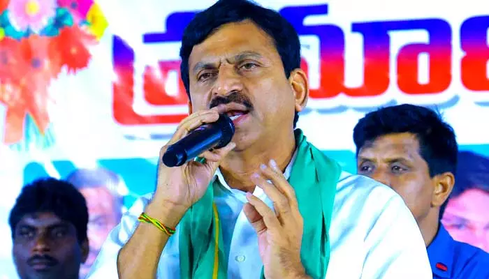 Minister Ponguleti : బావ బామ్మర్దులు పగటి కలలు కంటున్నారు