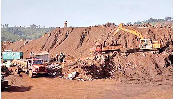 quarries : బినామీ పేర్లతో ‘బడా బిజినెస్’!