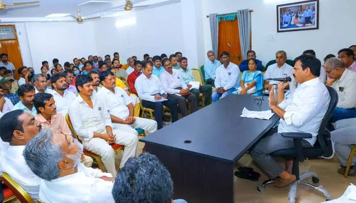 Minister Ponguleti : రేషన్ కార్డు లేకపోయినా ఇందిరమ్మ ఇండ్లు