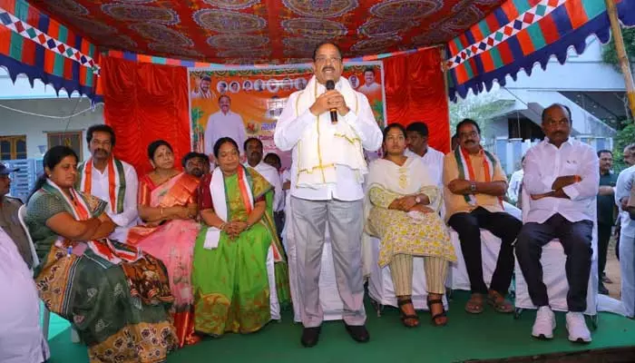 Minister Thummala : రోడ్డు నిర్మాణంలో నాణ్యత ప్రమాణాలు పాటించాలి..