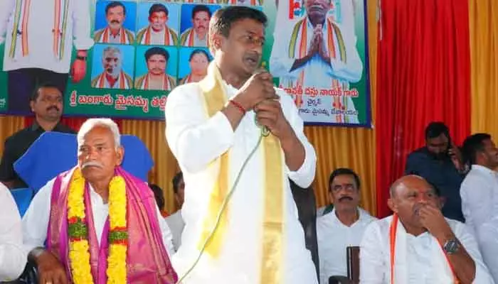 MP Kundur Raghuveer Reddy :పార్టీ మంచి కోసం పని చేయాలి..కానీ విమర్శలకు పాల్పడవద్దు