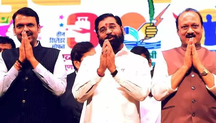 Maharashtra:25 లక్షల ఉద్యోగాలిస్తాం.. మహాయుతి మేనిఫెస్టో విడుదల