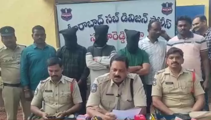 రెండు వేరు వేరు దొంగతనాలు… ముగ్గురు నిందితులు అరెస్ట్