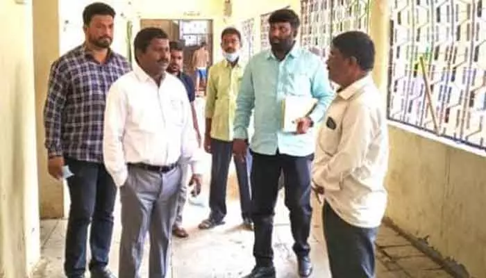 కుక్కల వేట కోసం ప్రత్యేక బృందాలు