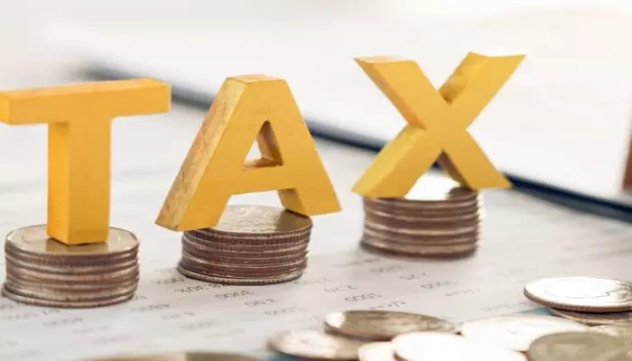 Income Tax: రూ. 50 లక్షలకుపైగా సంపాదిస్తున్న వారి నుంచే అధిక ఆదాయపు పన్ను వసూళ్లు