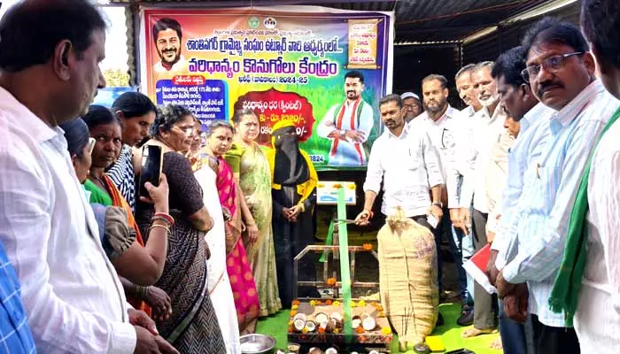 సన్న వడ్లకు రూ.500 బోనస్