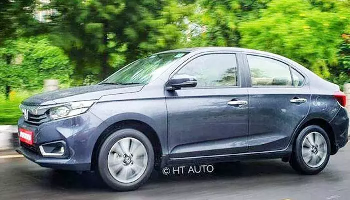 Honda Amaze: హోండా అమేజ్‌ కొనాలనుకునే వారికి గుడ్‌న్యూస్ .. ఎన్ని లక్షలు సేవ్ అవుతాయంటే.. చివరి తేదీదే?