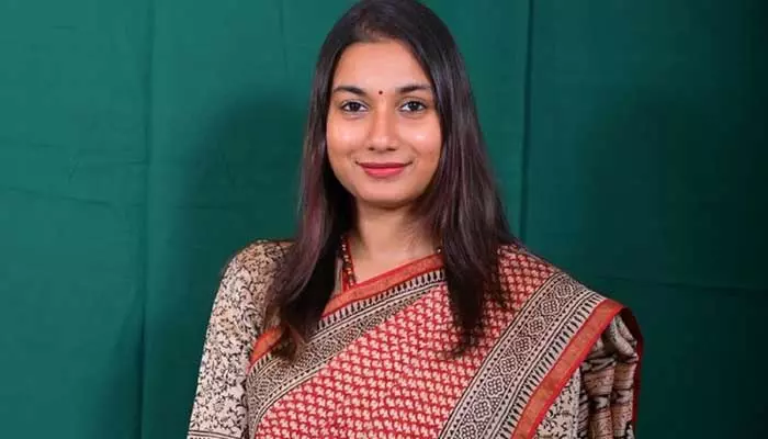 Sambhavi Choudhary : బీహార్ యువ మహిళా ఎంపీ ఔదార్యం.. ఐదేళ్ల వేతనం డొనేట్