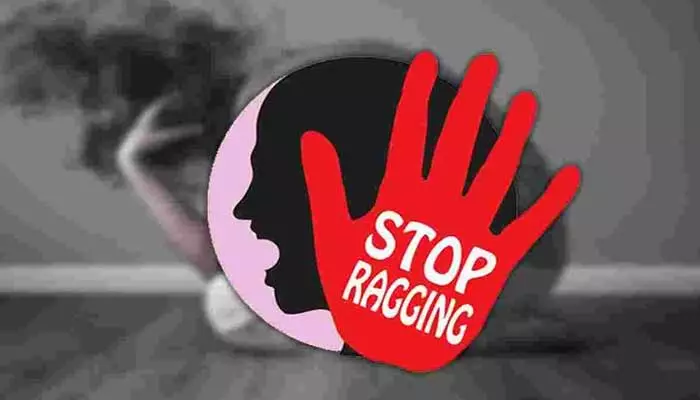 Ragging: ర్యాగింగ్ ఘటనపై మంత్రి సీరియస్.. అధికారులకు కీలక ఆదేశాలు