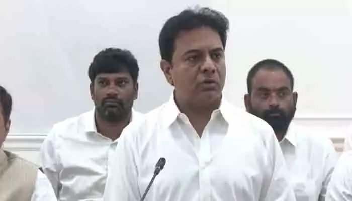 KTR ఢిల్లీ పర్యటనలో ఎన్నో సీక్రెట్స్.. రాష్ట్రంలో రాజుకుంటున్న రాజకీయం