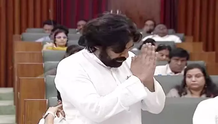 Pawan Kalyan:‘మరో పదేళ్లు ఆయనే సీఎంగా ఉండాలి’.. డిప్యూటీ సీఎం పవన్ ఆసక్తికర వ్యాఖ్యలు