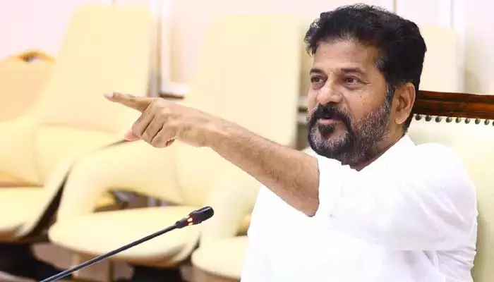 CM Revanth Reddy: ఫుడ్ పాయిజన్ ఘటనపై సీఎం రేవంత్ ఆరా.. సమగ్ర విచారణకు ఆదేశం