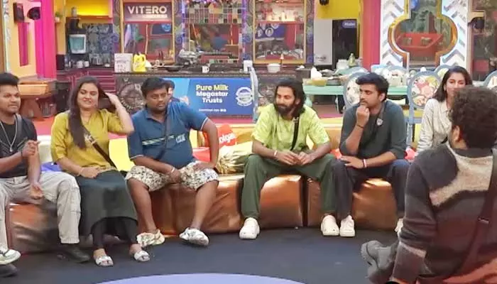 Bigg Boss 8 Telugu:  బిగ్‌బాస్ కంటెస్టెంట్‌కు స్పెషల్ గిఫ్ట్ ఇచ్చిన టాలీవుడ్ హీరో..!!