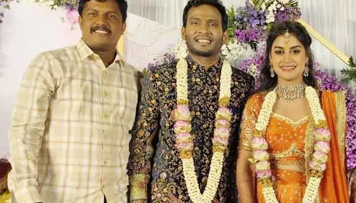 Sonia Akula Engagement: ప్రియుడితో ఎంగేజ్‌మెంట్ చేసుకున్న బిగ్‌బాస్ బ్యూటీ.. పిక్స్ వైరల్