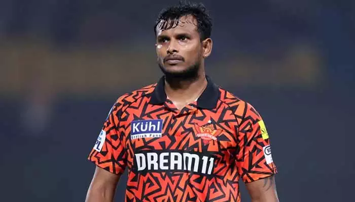 IPL: భారీ ధరకు అమ్ముడు పోయిన SRH ప్లేయర్