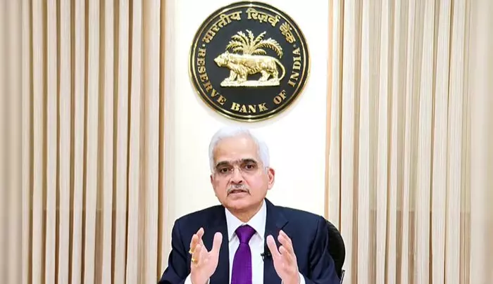 RBI Governor: ఆర్బీఐ గవర్నర్ కు అస్వస్థత.. ఆస్పత్రిలో చేరిక