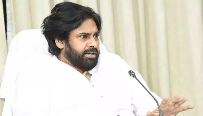 Pawan Kalyan: కేంద్ర మంత్రి గజేంద్ర సింగ్‌ షెకావత్‌తో భేటీ.. పవన్ కళ్యాణ్ కీలక వ్యాఖ్యలు