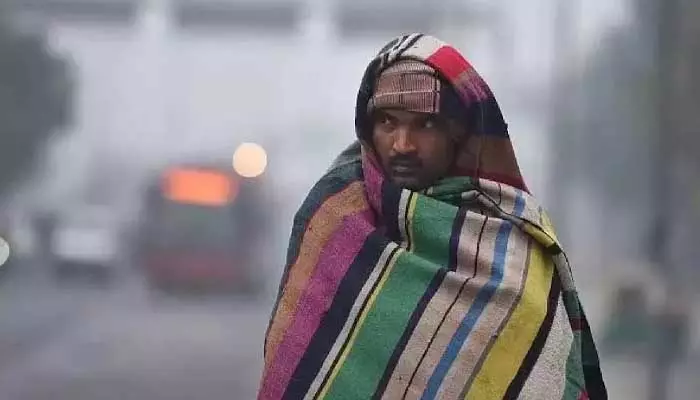 Telangana Weather: చలి పంజా.. హైదరాబాద్ కు ఎల్లో అలర్ట్