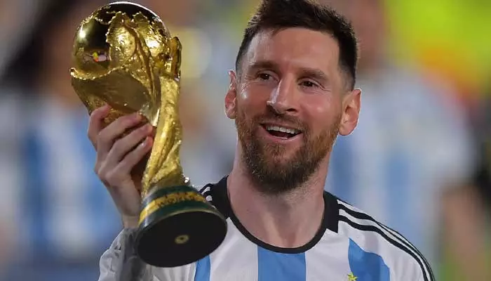 Messi : బెస్ట్ ప్లేయర్‌గా మెస్సీ నామినేట్.. రొనాల్డొకు ఫిఫా బిగ్ షాక్