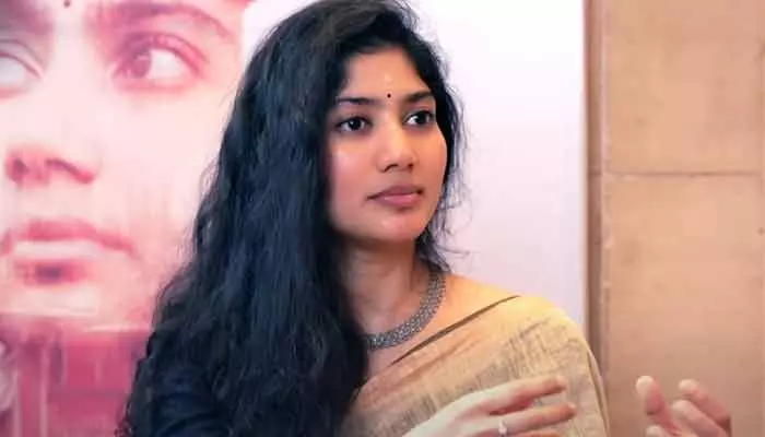 Sai Pallavi: అది చూసినప్పుడు నాకు చాలా బాధ కలిగింది.. సాయి పల్లవి ఎమోషనల్ కామెంట్స్