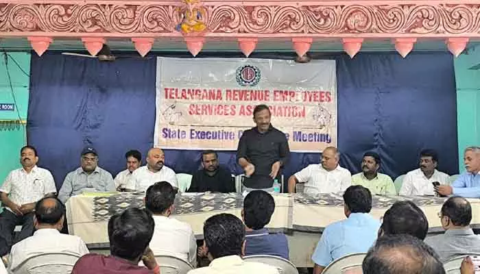 రెవెన్యూ భవన్ లో ట్రెసా కార్యవర్గ సమావేశం