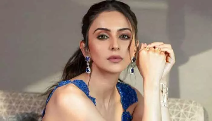 Rakul Preet Singh: ఆ నొప్పిని భరిస్తూనే గడిపాను.. బెడ్‌కే పరిమితమయ్యానంటూ రకుల్ షాకింగ్ కామెంట్స్