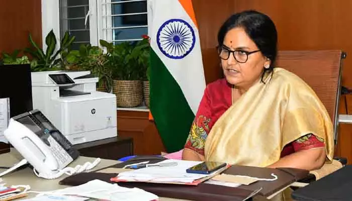 CS Shanthikumari : యువ వికాసంలో 9వేల మందికి ఉద్యోగ నియామక పత్రాలు : సీఎస్ శాంతికుమారి