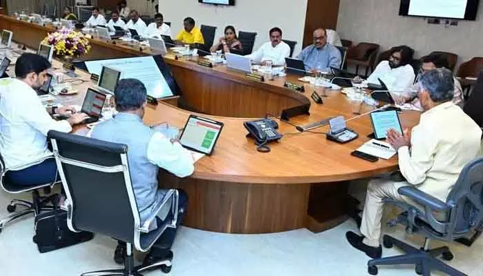 AP Cabinet : అదానీ విద్యుత్తు ఒప్పందంపై ఏపీ కేబినెట్‌లో కీలక చర్చ