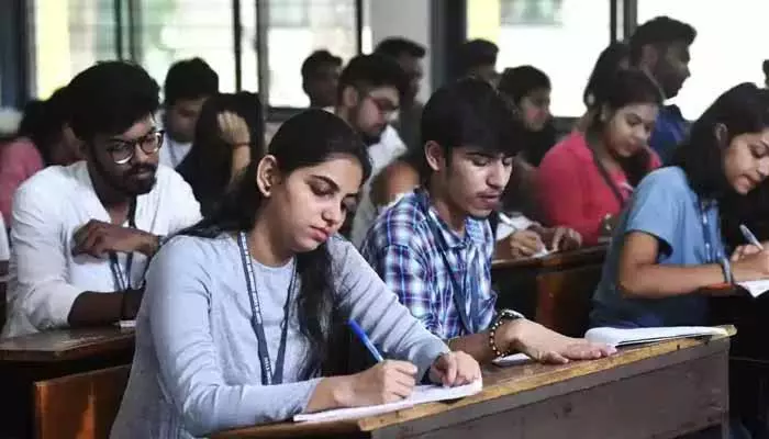 DSC Exams:డీఎస్సీ ఉచిత శిక్షణకు దరఖాస్తుల ఆహ్వానం.. చివరి తేదీ ఇదే!