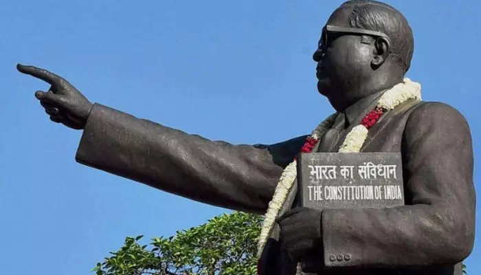 Ambedkar : డిసెంబరు 6న లోకల్ హాలిడే..ఎందుకంటే..