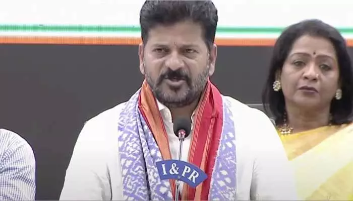 CM Revanth Reddy: గుడి లేని ఊరు ఉందేమో కానీ.. ఇందిరమ్మ ఇళ్లు లేని పల్లె లేదు: సీఎం రేవంత్ ఆసక్తికర వ్యాఖ్యలు