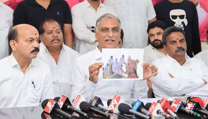 రాష్ట్ర ఏర్పాటు కోసం ఏ పోరాటంలో పాల్గొన లేదు : హరీష్ రావు